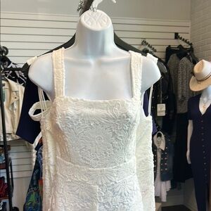 8709 Elegant White Lace Jumpsuit
